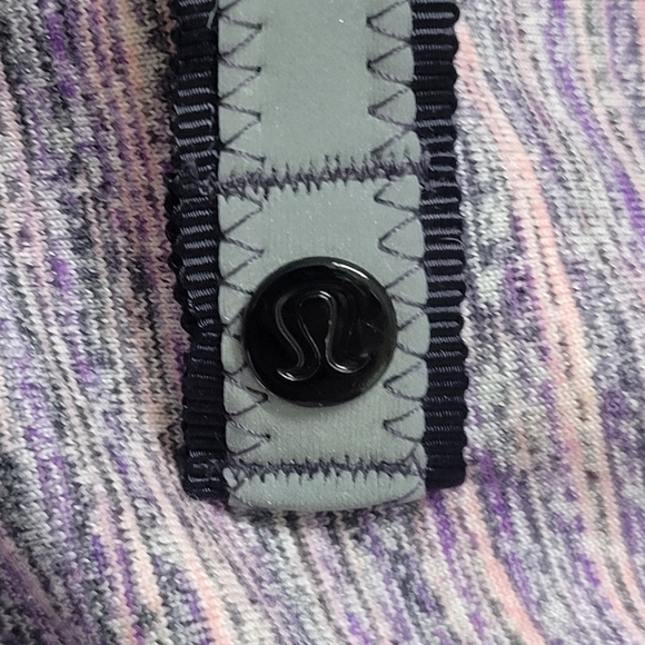 Lululemon Vinyasa Heathered Scarf. - Picture 9 of 13